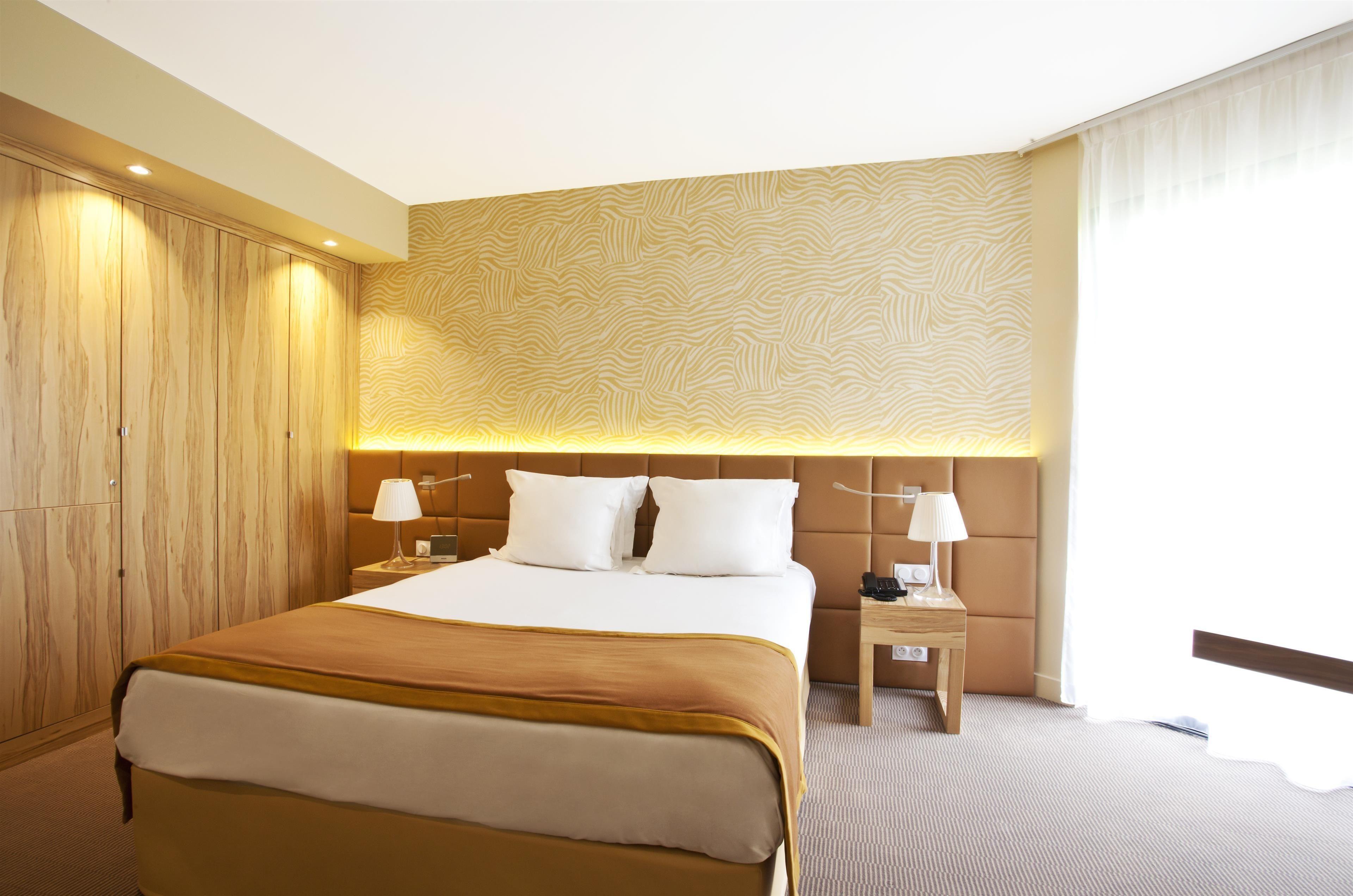 Golden Tulip Avignon Le Paradou Esterno foto