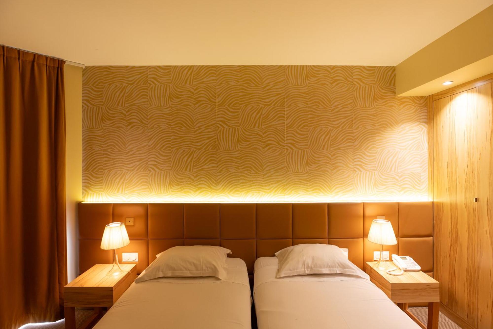 Golden Tulip Avignon Le Paradou Esterno foto